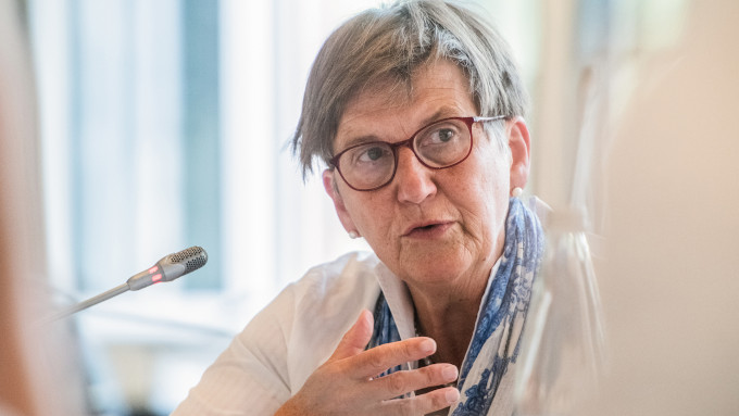 Claudia Lücking-Michel, del «sinodal» ZdK, pide que los seglares tengan voz en el nombramiento y destitución de obispos