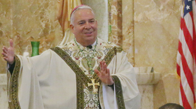 El arzobispo de Filadelfia permite a todos sus sacerdotes seguir celebrando la Misa tridentina