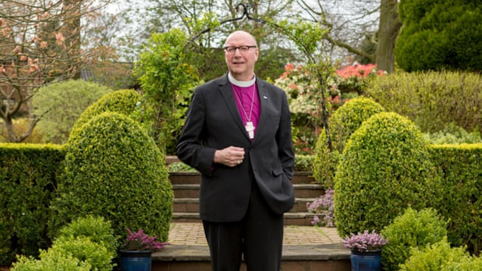 El «obispo» anglicano de Liverpool quiere celebrar ya matrimonios entre personas del mismo sexo