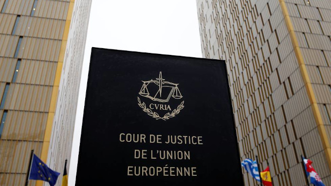 El Tribunal de Justicia de la Unión Europea sentencia que se pueden prohibir los símbolos políticos y religiosos en el trabajo