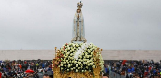 15.000 fieles se reunieron en el Santuario de Fátima