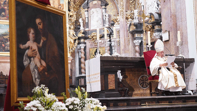 Cardenal Caizares y eutanasia: Por ah no, seor presidente del Gobierno y seores diputados, por ah no hay futuro