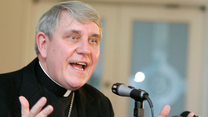 Mons. Listecki pide a los obispos de EE.UU que se aseguren de que no entran transexuales en los seminarios
