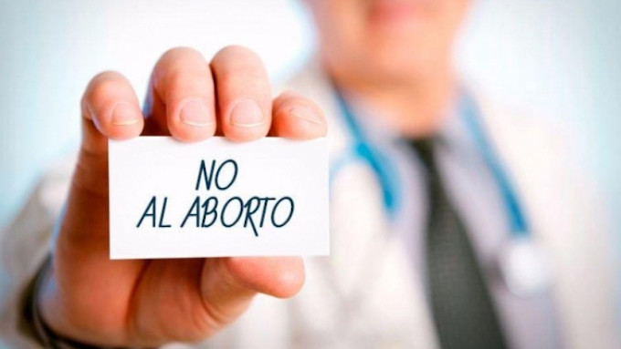 El gobierno español quiere crear un registro de médicos objetores de conciencia para garantizar el aborto