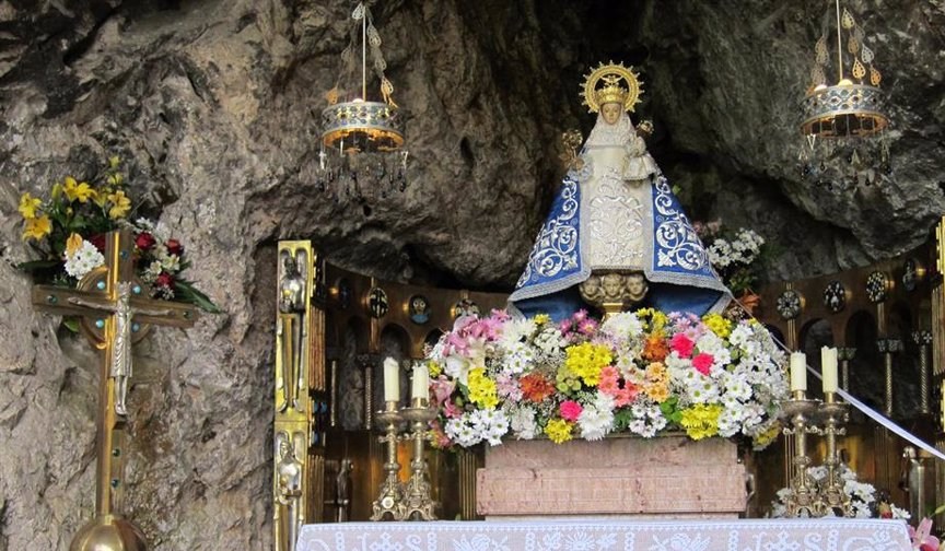 La fe cristiana afronta la realidad pidindole prestada a Mara la mirada