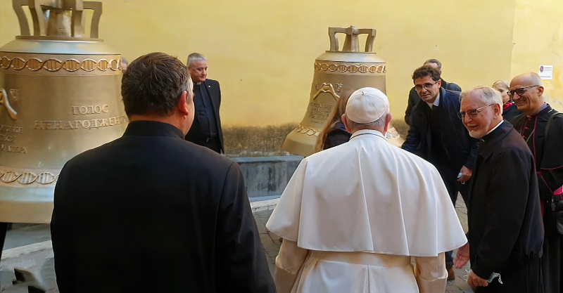 El Papa consagra campanas de Polonia que sonarn en defensa de la vida en Ecuador y Ucrania