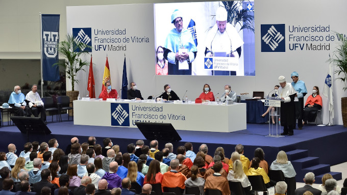 Kiko Argello y el Rabino David Shlomo Rosen, doctores honoris causa por la Universidad Francisco de Vitoria