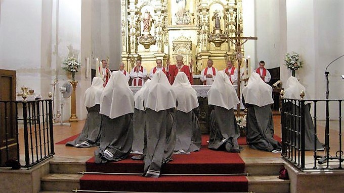 Profanación del Santísimo Sacramento en la capilla de las hermanas de «Stella Matutina» en Illescas