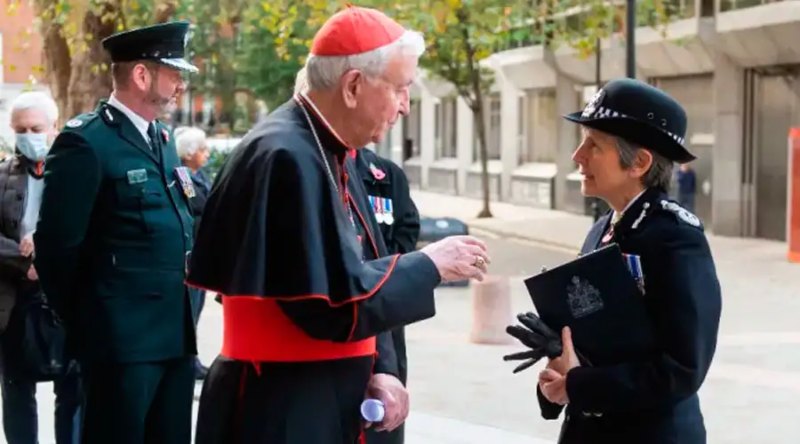 El Cardenal Nichols y la Jefa de Policía de Londres revisarán el acceso de sacerdotes católicos a escenas del crimen