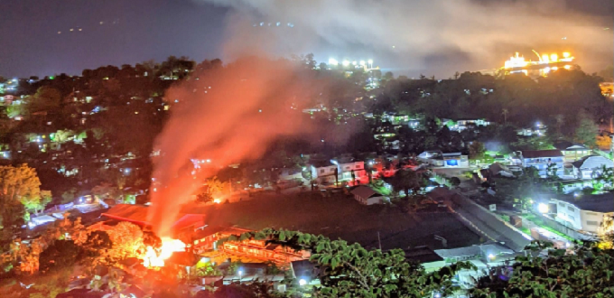 Religiosos dominicos a salvo mientras edificios apedreados y quemados en los disturbios de las Islas Salomn