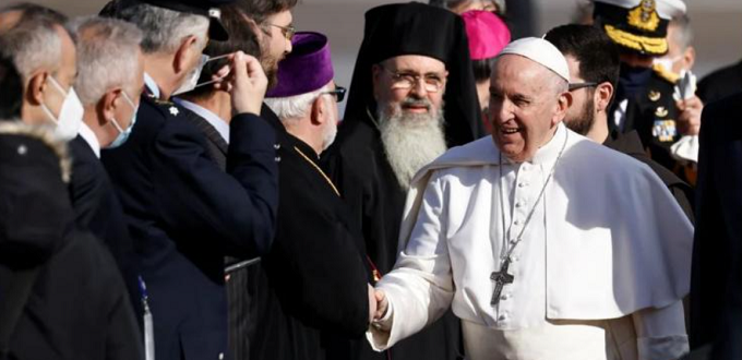El Papa Francisco llega a Grecia