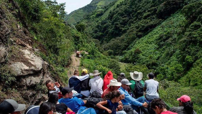 Obispos colombianos piden que se proteja a la poblacin civil del enfrentamiento entre ex-FARC y ELN