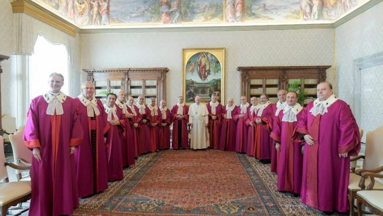 El Papa pide a los auditores de la Rota Romana que administren justicia con espíritu sinodal
