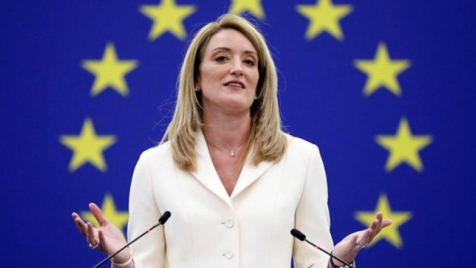Metsola deja a un lado su postura provida y asume la defensa del aborto del parlamento europeo