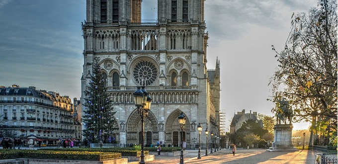 Diócesis reacciona con fuerza a vídeo obsceno en una iglesia parisina