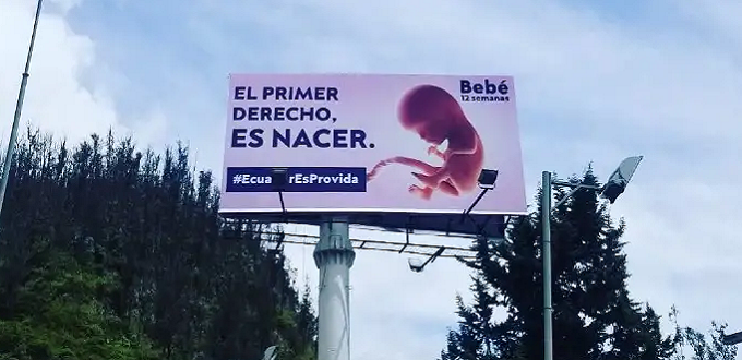 Contundente valla publicitaria provida sorprende en Ecuador