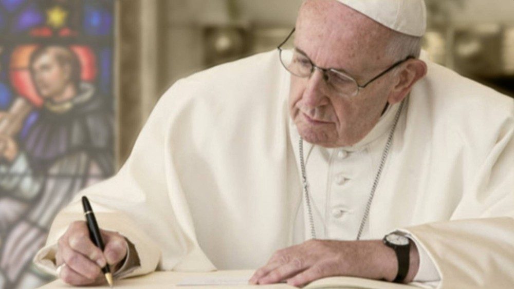 Carta del Papa invitando a todos los obispos: La Iglesia está llamada a interceder con oración