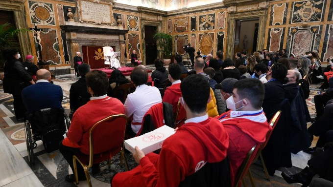 El Papa lamenta que sigan existiendo prejuicios, desigualdad y discriminación contra los autistas