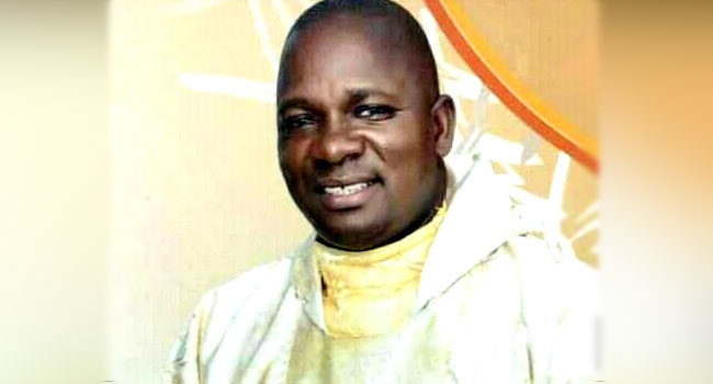 Fallece un sacerdote nigeriano secuestrado a principios de marzo