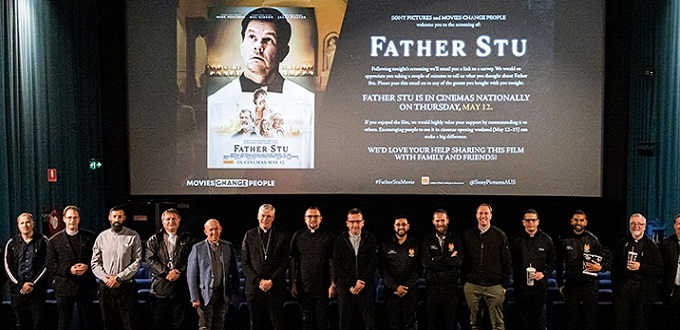 Película Father Stu: salvado por la gracia y el valor