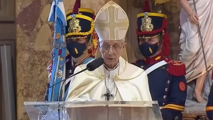 Cardenal Poli: «Hay un mañana esperanzador si no renunciamos a los valores auténticos que nos vienen del pasado»