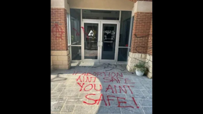 Aumentan los actos de vandalismo proabortista en templos catlicos e instalaciones provida de EE.UU