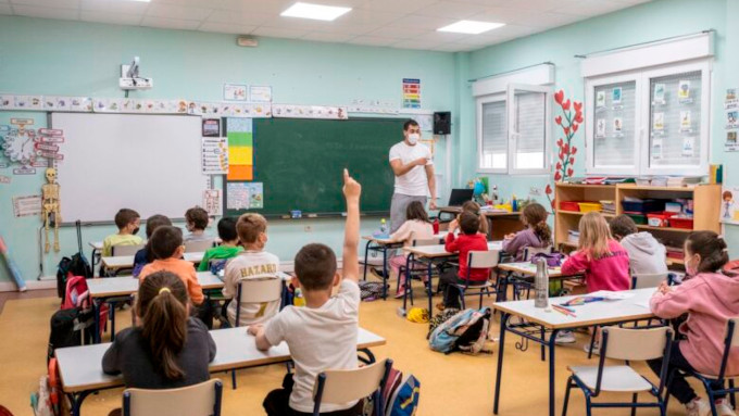 Los colegios en España empiezan a quedarse sin niños por la baja natalidad