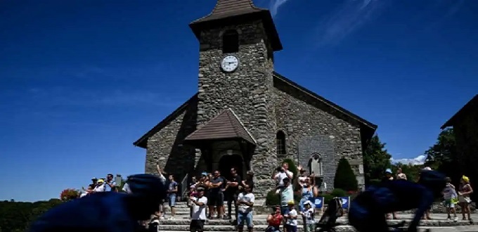 Un informe francs advierte del peligro que corren las iglesias histricas