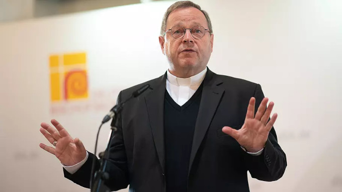 Bätzing exige a Koch una retractación pública o se quejará al Papa y el cardenal mantiene su tesis sobre el Sínodo alemán