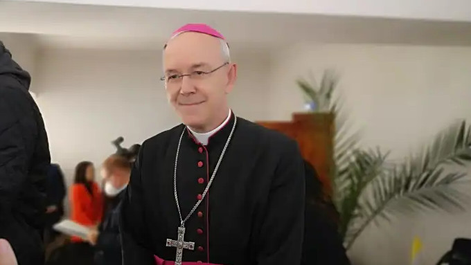 Mons. Athanasius Schneider recuerda que la religin catlica es la nica verdadera