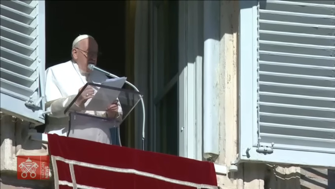 Francisco: Dios se esconde en las situaciones ms comunes y corrientes de nuestra vida