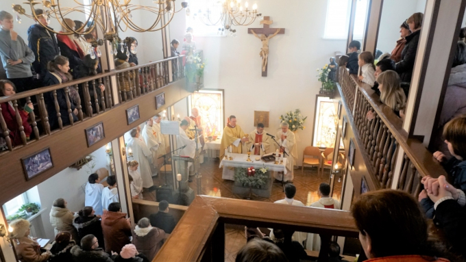 Anuncian la creacin de la primera catedral catlica en Kirguistn