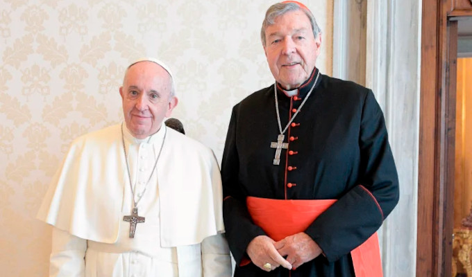 Francisco: el cardenal Pell siguió de forma inquebrantable al Señor incluso en la hora de la prueba