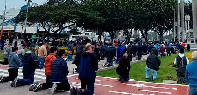 Llega a Lima el Rosario de Hombres