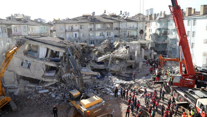 Mons. Jean Abdo Arbach: «los 30 segundos que duró el terremoto cambiaron por completo la vida de miles de personas»