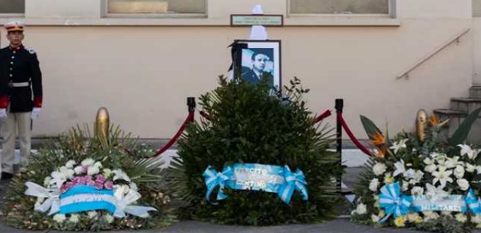 El Vaticano da luz verde para iniciar la causa de beatificacin del coronel Argentino del Valle Larrabure