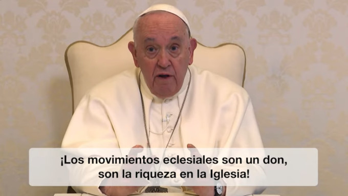 Francisco: Los movimientos eclesiales son un don, son una riqueza en la Iglesia!