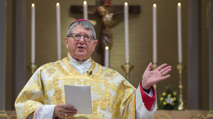 Keith Newton: «Nunca me he arrepentido de hacerme católico, ni por un minuto»