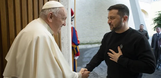 El Papa Francisco recibe al presidente ucraniano Zelenskyy en medio de la guerra con Rusia