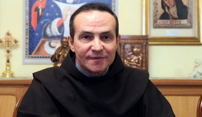 El presidente de la Pontificia Academia Mariana dice que «las apariciones que hablan de castigos de Dios son absolutamente falsas»