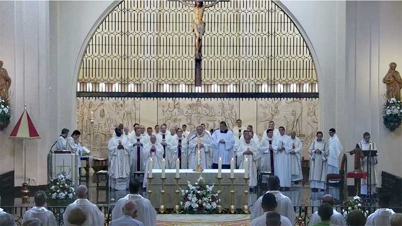 Mons. Garca Beltrn: Celebramos la fidelidad de Dios al contemplar su amor manifestado en el Corazn de Jess