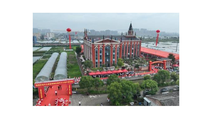 Consagrada e inaugurada la nueva iglesia catlica del Sagrado Corazn en la dicesis china de Wenzhou