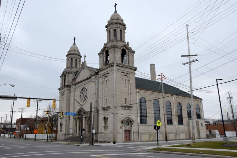 El obispo de Cleveland erige el Santuario de Santa Isabel para preservar el Rito Tradicional respetando Traditiones Custodes