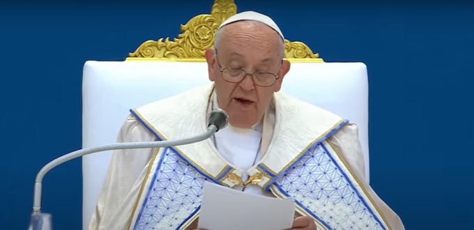 Papa Francisco: Incendiemos nuestros corazones con las nobles aspiraciones de hermandad y serenidad