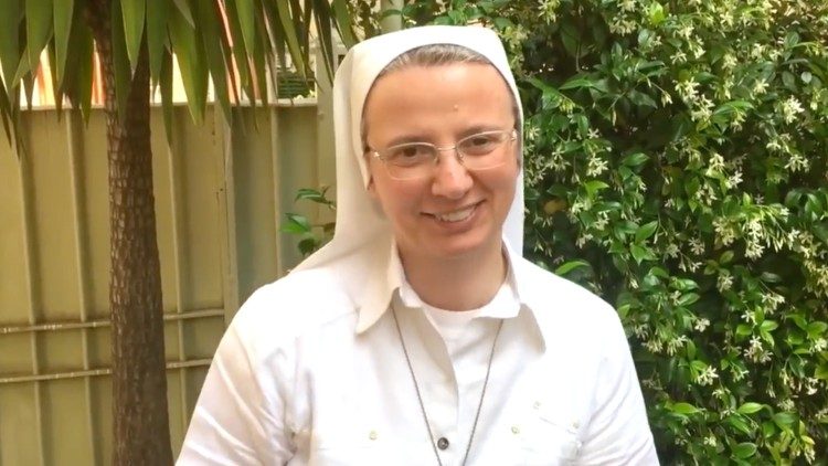 Sor Simona Brambilla, nueva secretaria del Dicasterio para los Institutos de Vida Consagrada