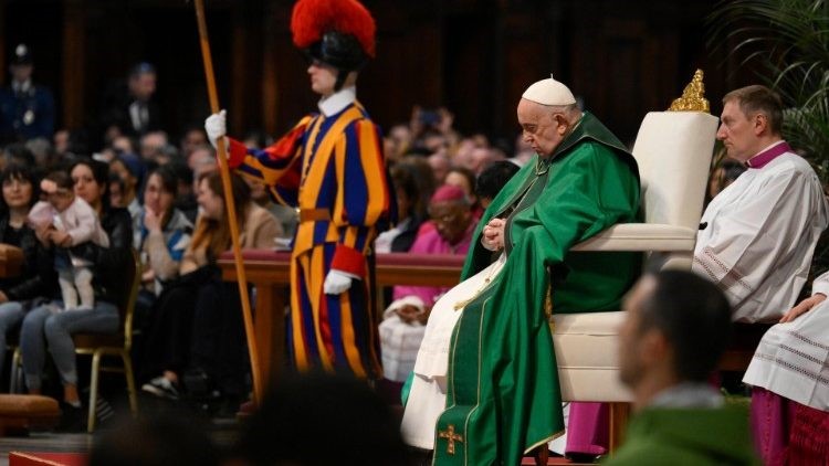 Francisco: Si no multiplicamos el amor alrededor nuestro, la vida se apaga en las tinieblas