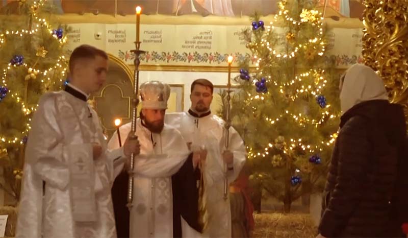 Ortodoxos ucranianos celebran la Navidad el 25 de diciembre