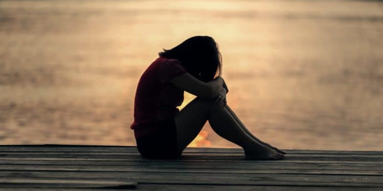 ¿Sufren las mujeres depresión tras el aborto?