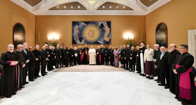 El Papa pide a la teologa que reflexione sobre la Iglesia como mujer y esposa