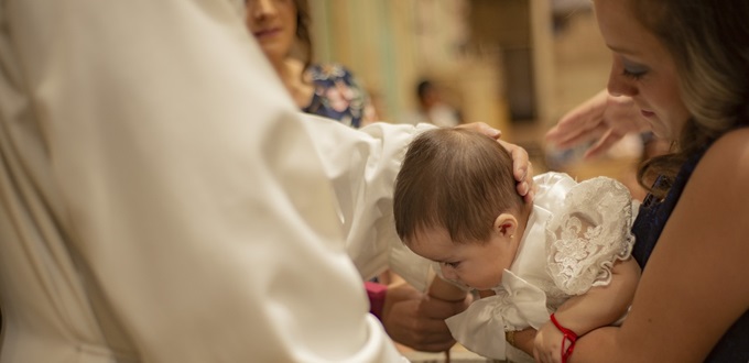 Gestis verbisque: Directrices del Vaticano contra las alteraciones en los sacramentos